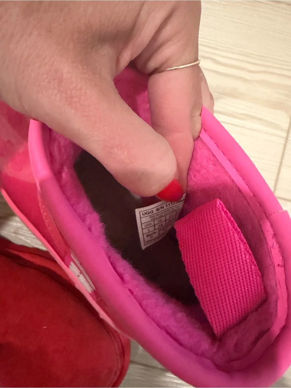 UGG Kids Hot Pink Glossy Shearling-Trim Rain Boots
